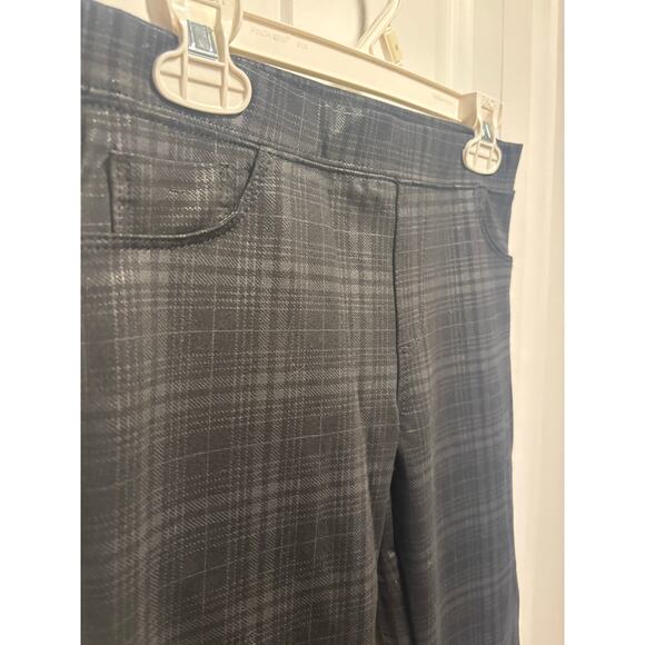 Girls Tractr’ pants‎ - Picture 2 of 4